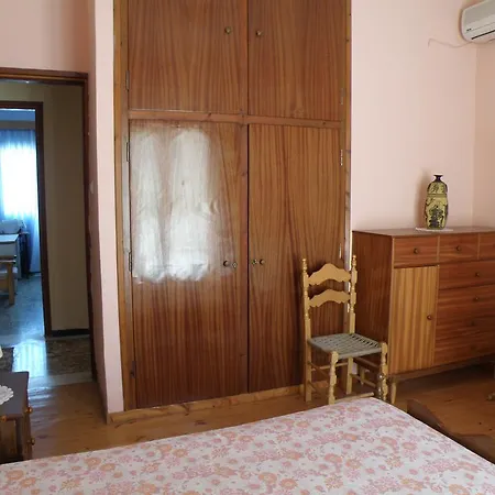 Pefko House Athikia